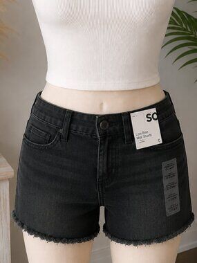 SO Black Low-Rise Frayed Hem Denim Shorts